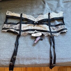 Victoria's Secret Black and Cream Lace Garter Belt